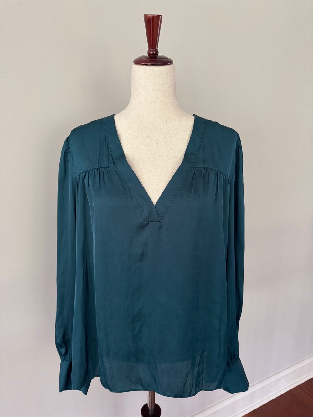 Express Teal V-Neck Long Sleeve Blouse